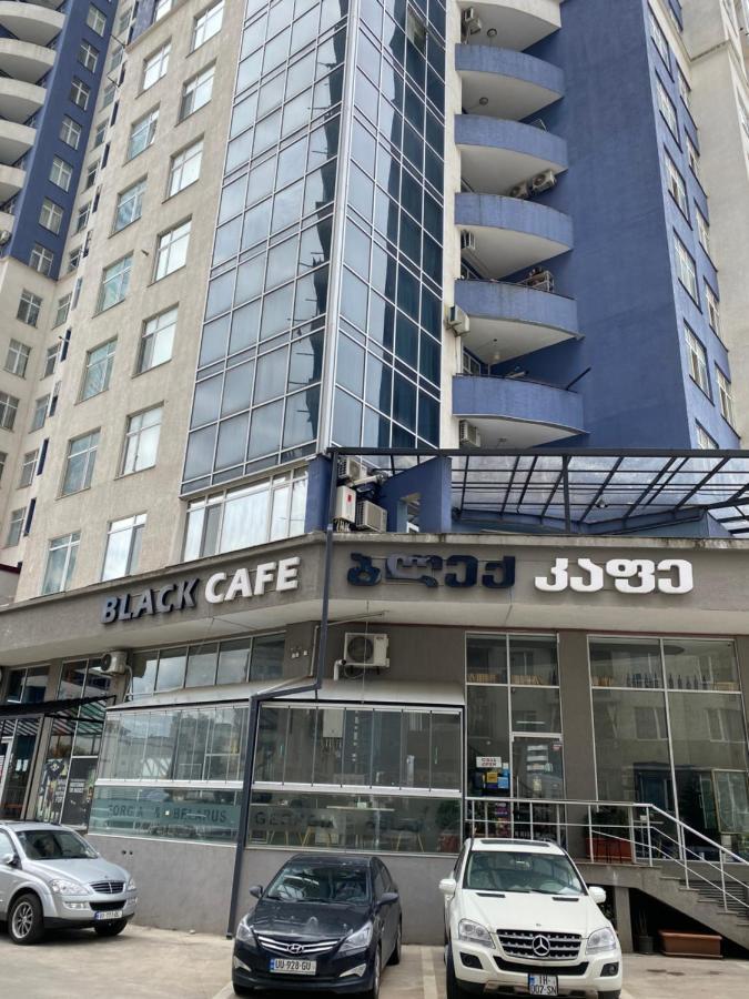 "Студия 24" - Посуточно И Помесячно Batumi Exteriör bild